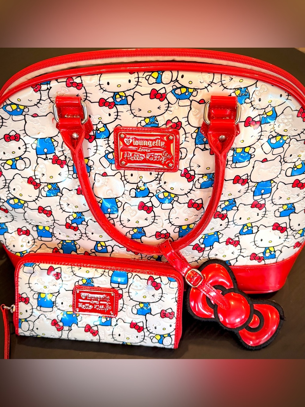 RARE Loungefly Loves Hello Kitty Embossed Red Patent Dome Satchel Bag/Wallet Set